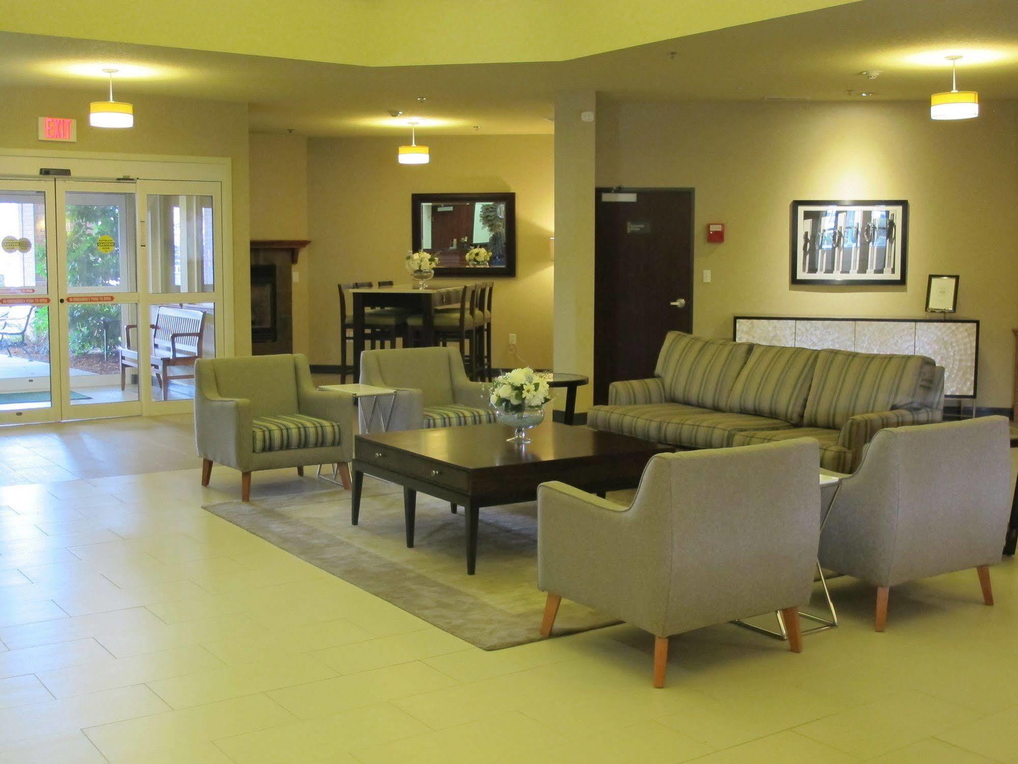 Best Western Liberty Inn Dupont Jblm Exterior photo